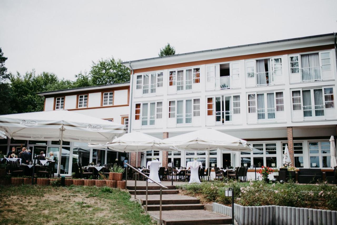 Hotel Waldhalle Мелльн Екстер'єр фото